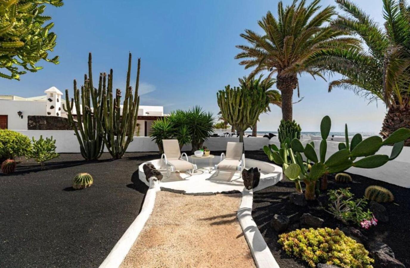Luxury Villa Sea Front -La Orilla Playa Honda  Εξωτερικό φωτογραφία